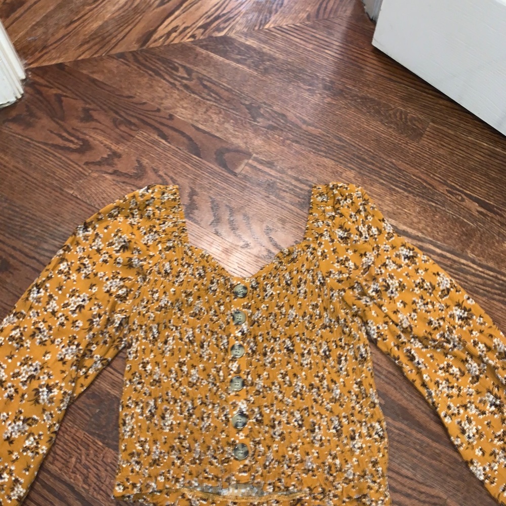 American eagle off the shoulder top